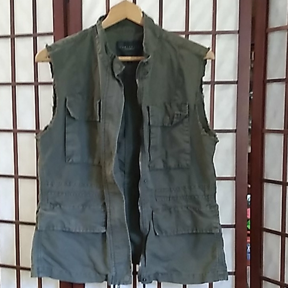 Sanctuary Anthropology Women's Army Green Raw Edged Vest *MED* - Picture 7 of 8